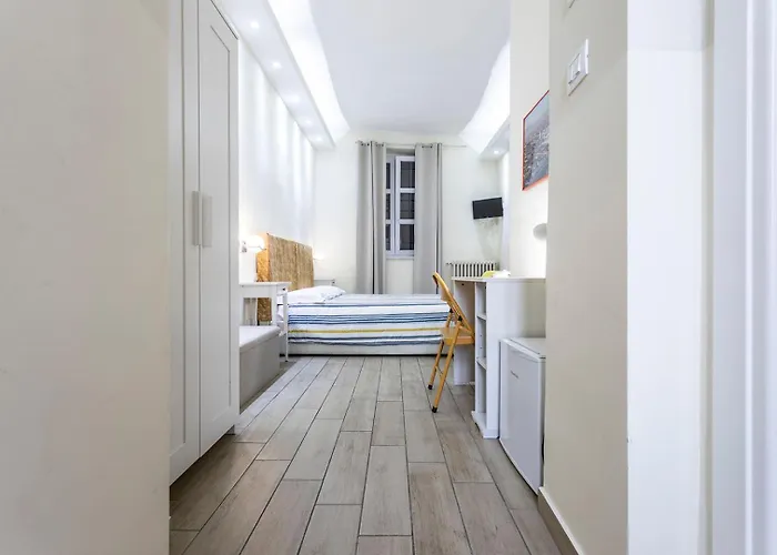 Il Guardinfante - Indipendente Con Bagno Privato *